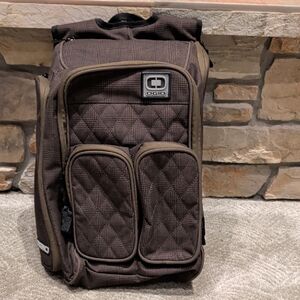 LOGIO Quilted Brown Backpack